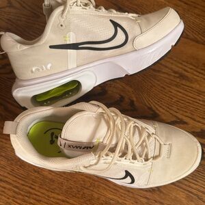 Nike Women's Sneakers in Cream and Black